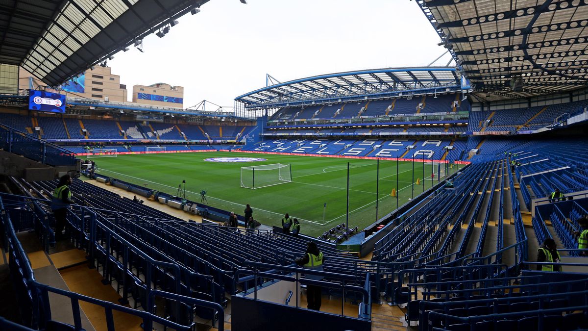 Chelsea, Stamford Bridge'de iftar verecek