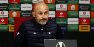 Fiorentinalı futbolcunun burnu kırıldı