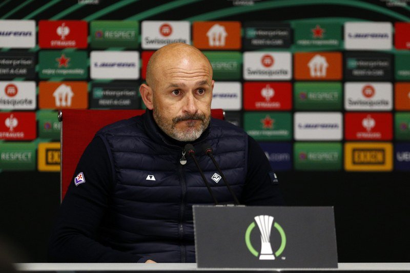 Fiorentinalı futbolcunun burnu kırıldı