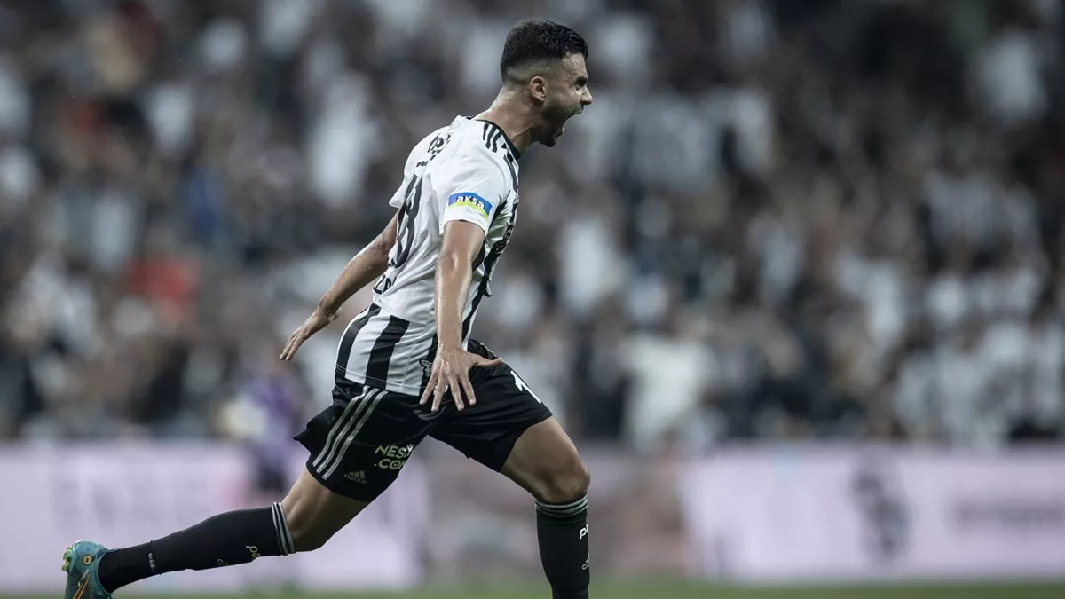 Rachid Ghezzal, İstanbulspor maçında oynayacak mı