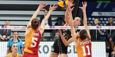 VakıfBank kupada yarı finalde
