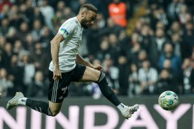 Cenk Tosun'un sözleşmesinin uzaması an meselesi