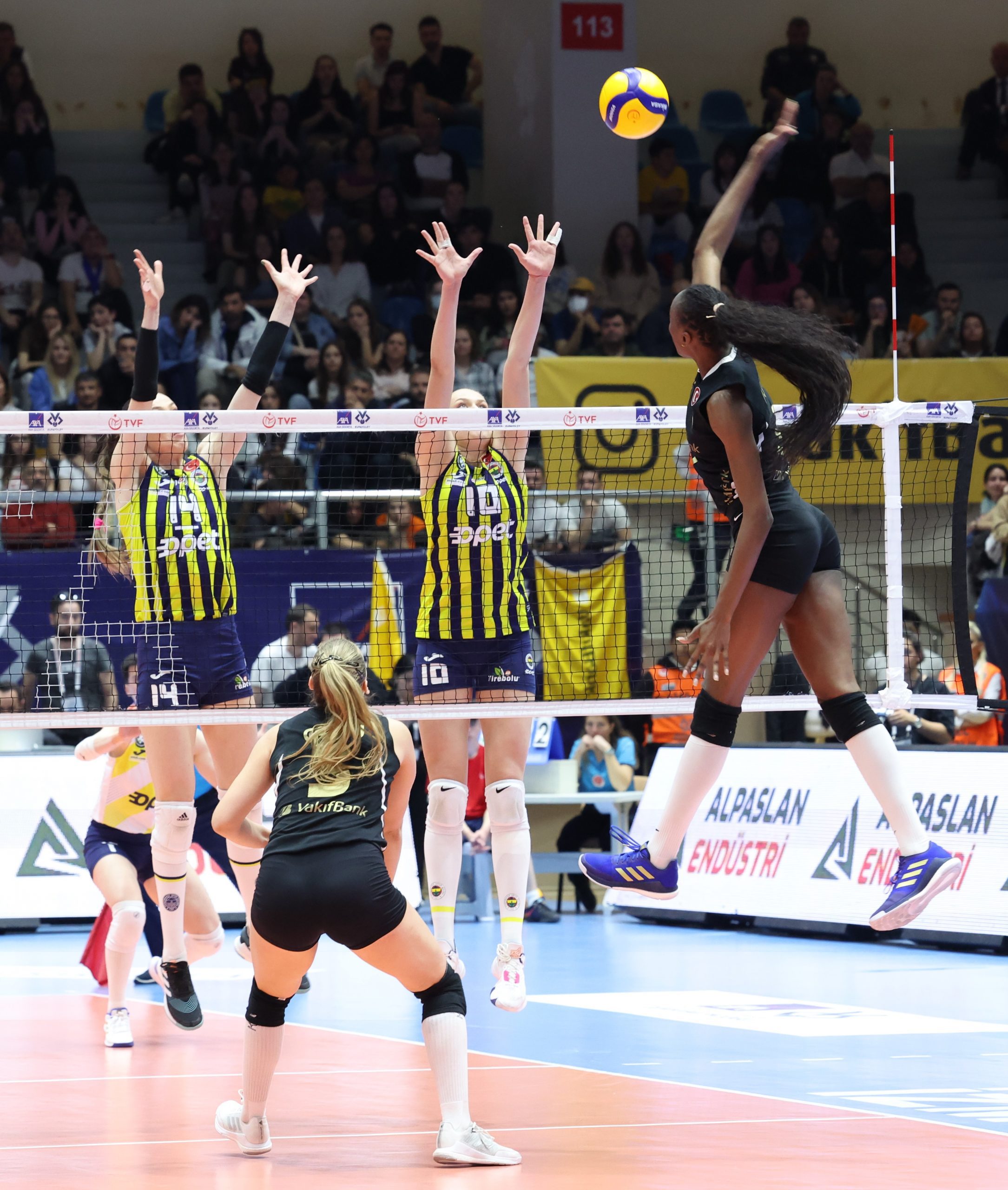 Kupa Voley’de şampiyon VakıfBank! (3)