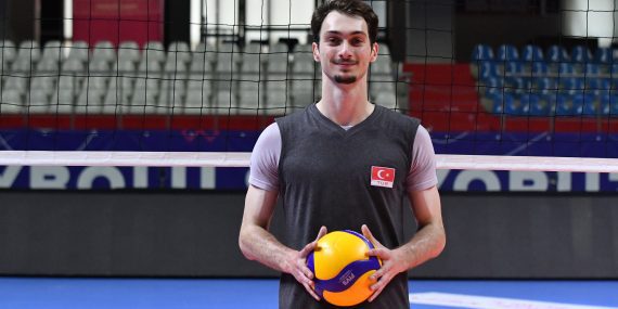 Arda Bostan: Milli Takım formasını yeniden giyeceğim için heyecanlıyım
