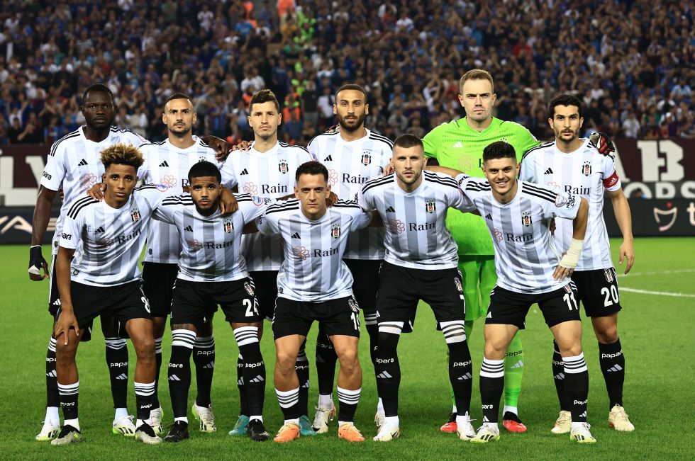 Trabzonspor - Beşiktaş köşe yazısı