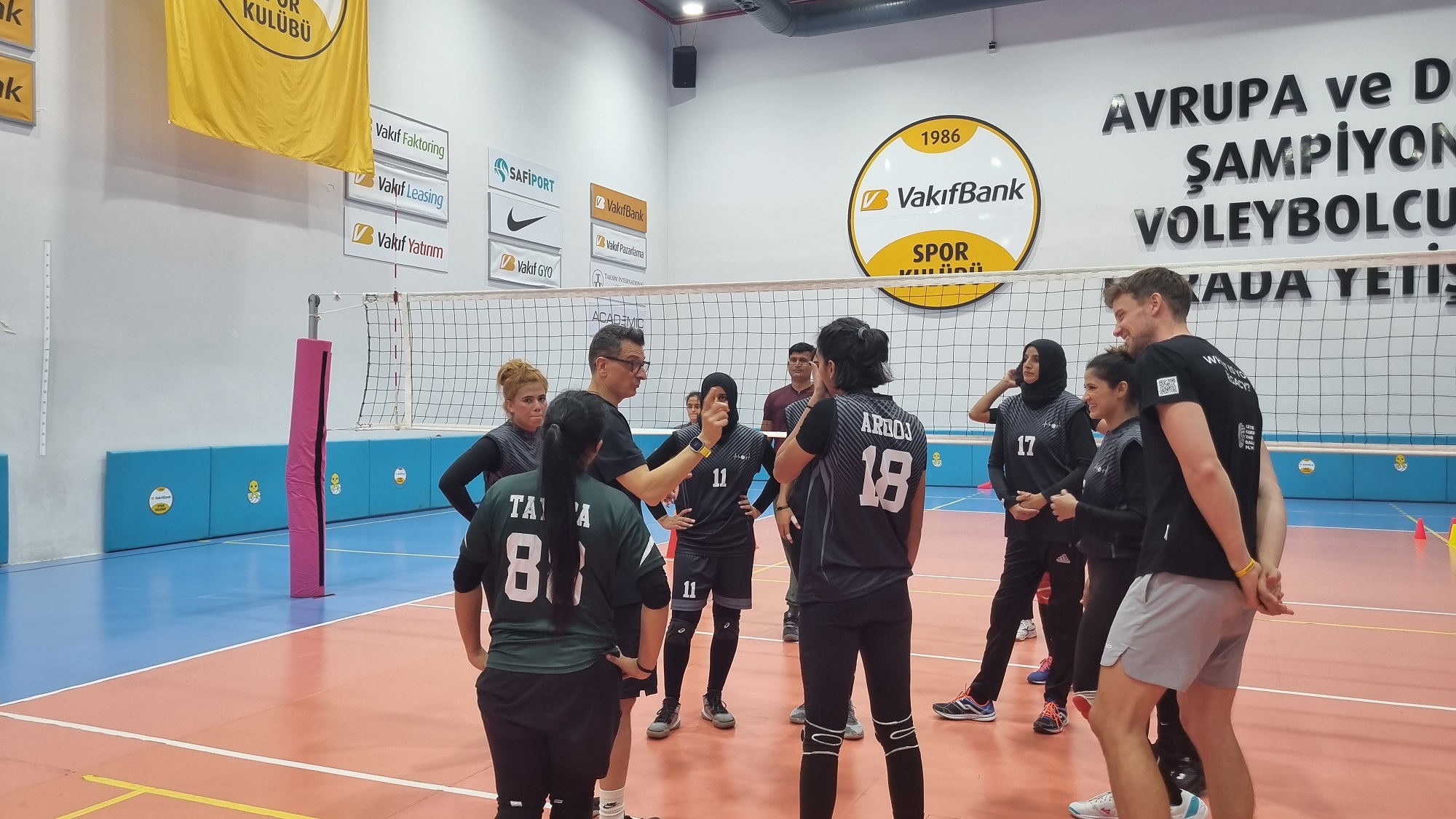 VakıfBank, Pakistan Milli Takımı’nı ağırlıyor 