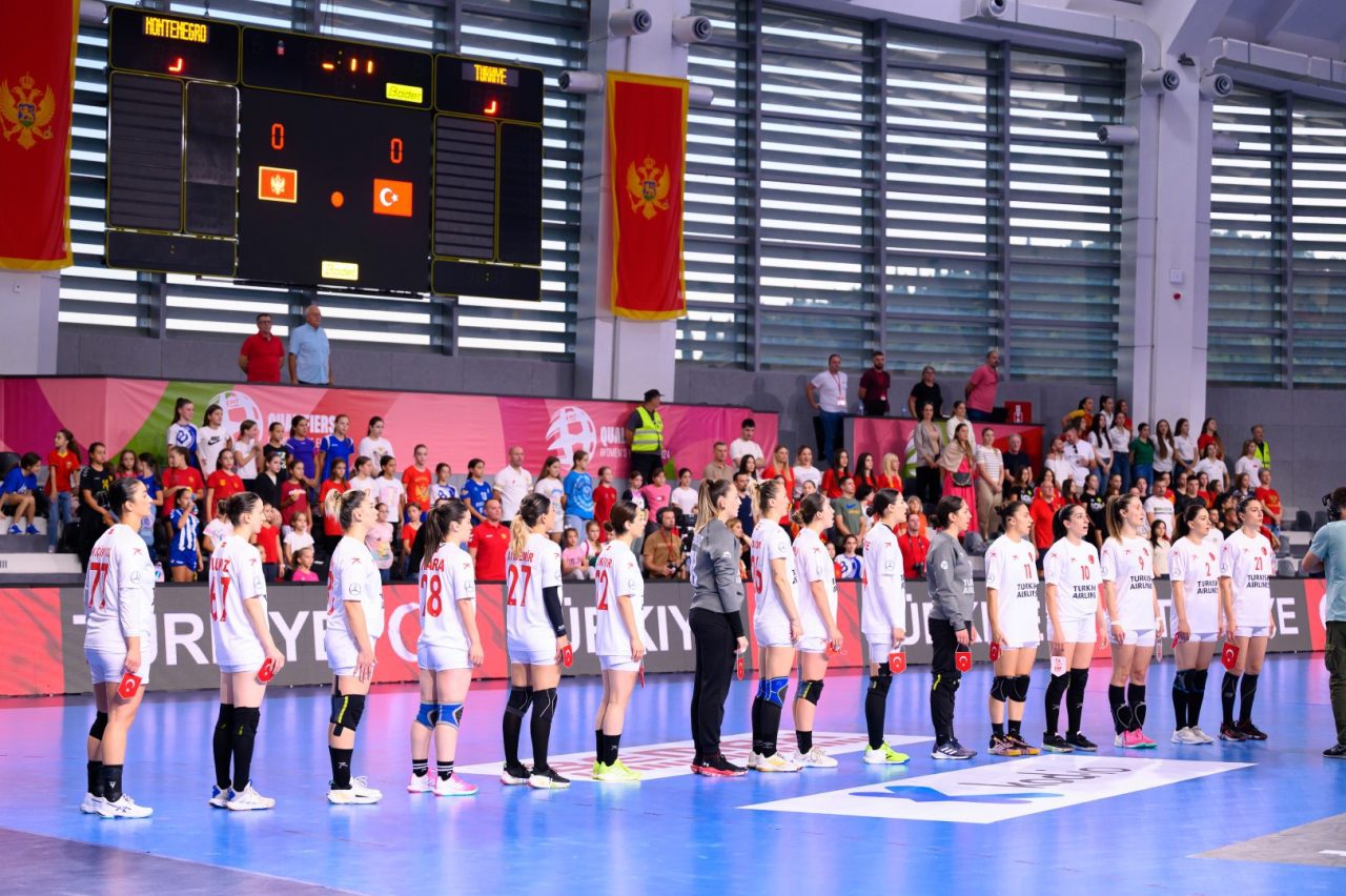 Karadağ - Türkiye Hentbol